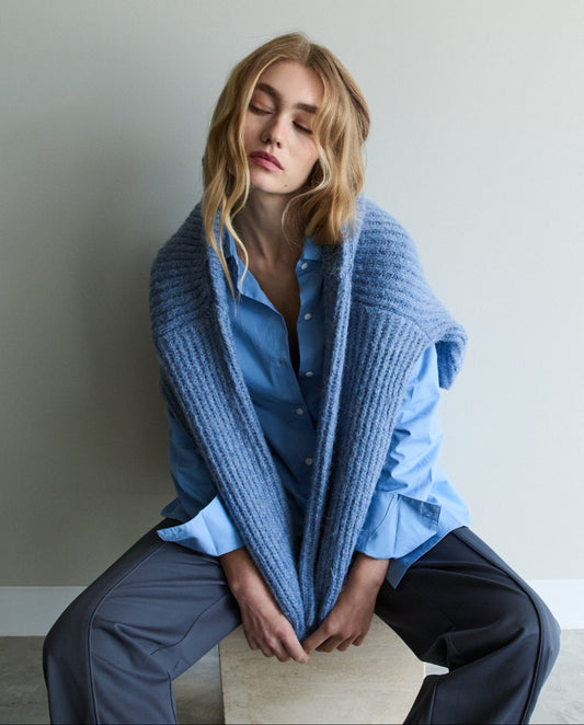 ladies chunky oversized knit, sky blue