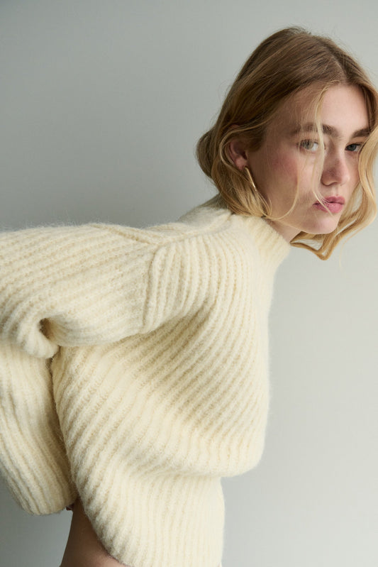 chunky knit soft yellow