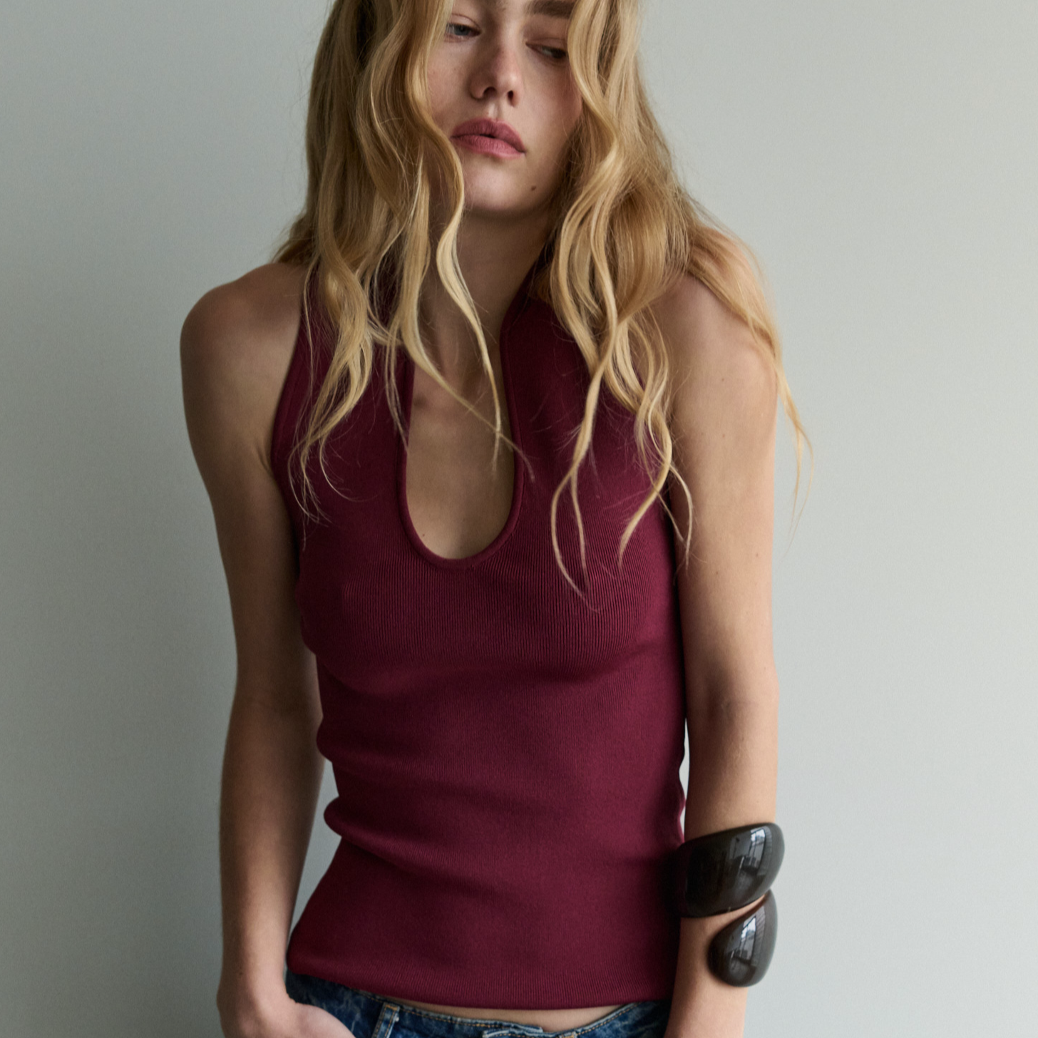 ladies knitted singlet, berry