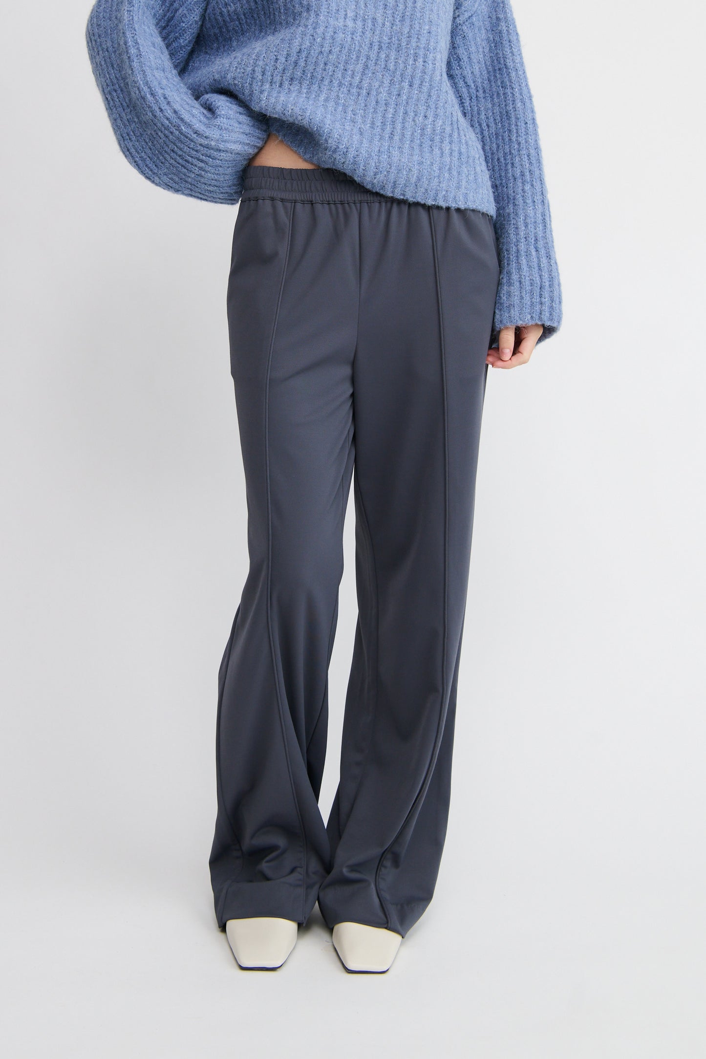 ladies grey trousers with pipping